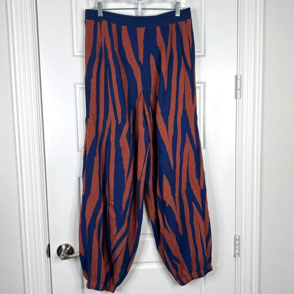 FREE PEOPLE FP Movement Baller Printed Pants NEW Size M Blue Orange NEW